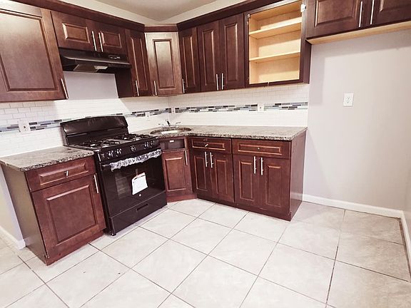 3rd image of 20 E Bidwell Ave #1A