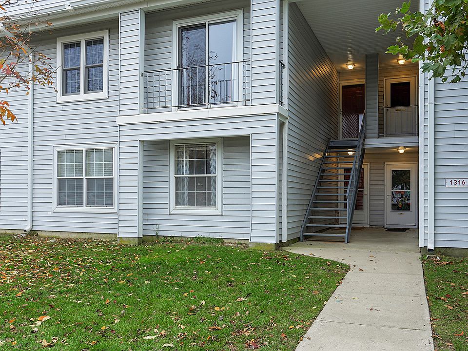 1st image of 1316 Waters Edge Dr #16B