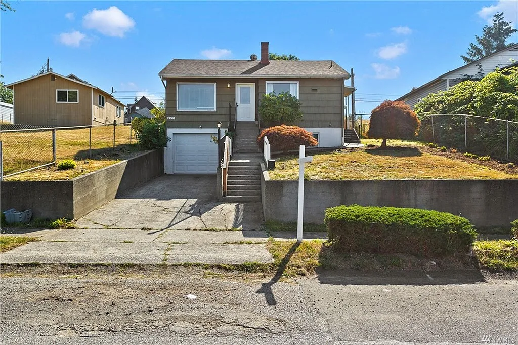 4533 S Sheridan Ave photo 1