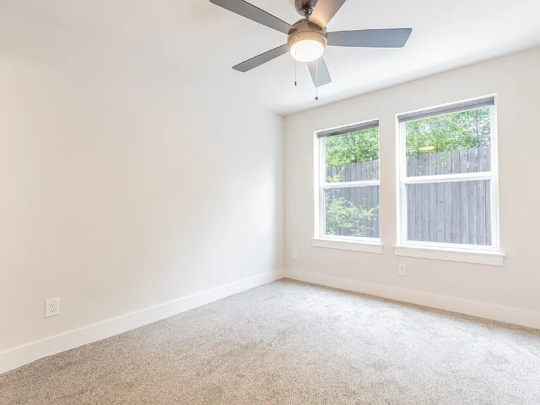 411 Ira Ave #2102 — Photo 5
