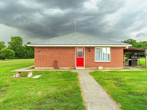 2nd image of 7939 S State Highway 78