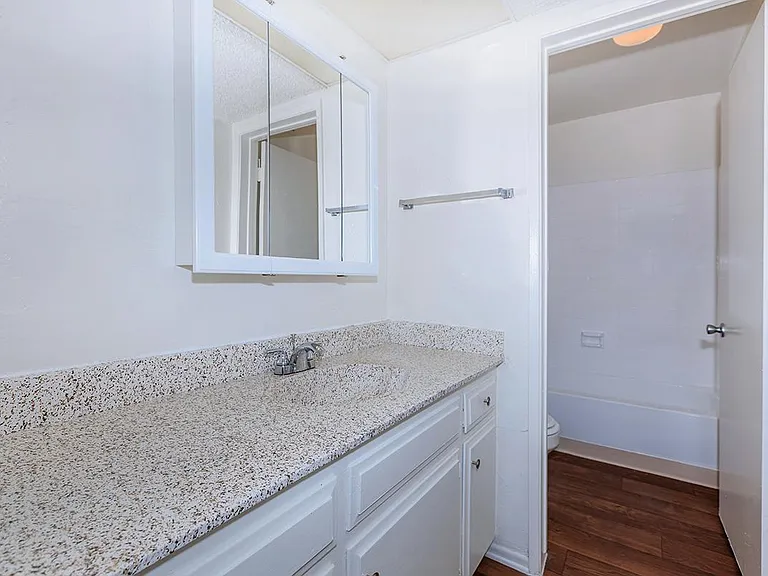Cypress Pines Apartment Homes — Photo 23