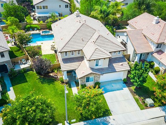 4th image of 26509 Starling Ct