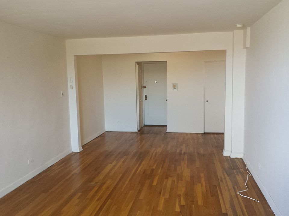 2nd image of 8745 115th St