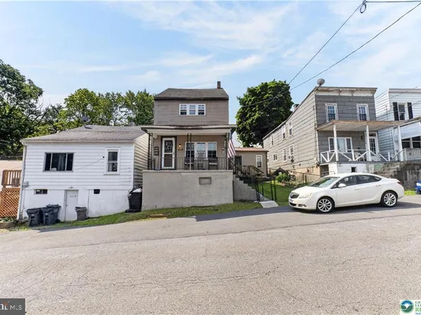 212 W Walnut St, Pottsville, PA 17901