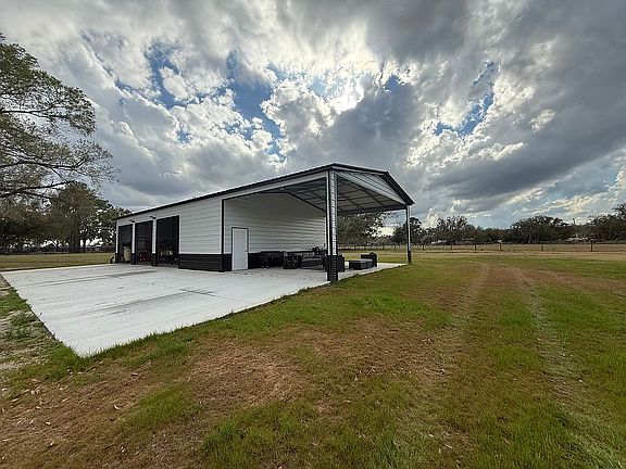 2nd image of 3810 Midway Rd