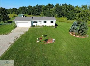 9745 Griffith Rd, Eaton Rapids, MI 48827