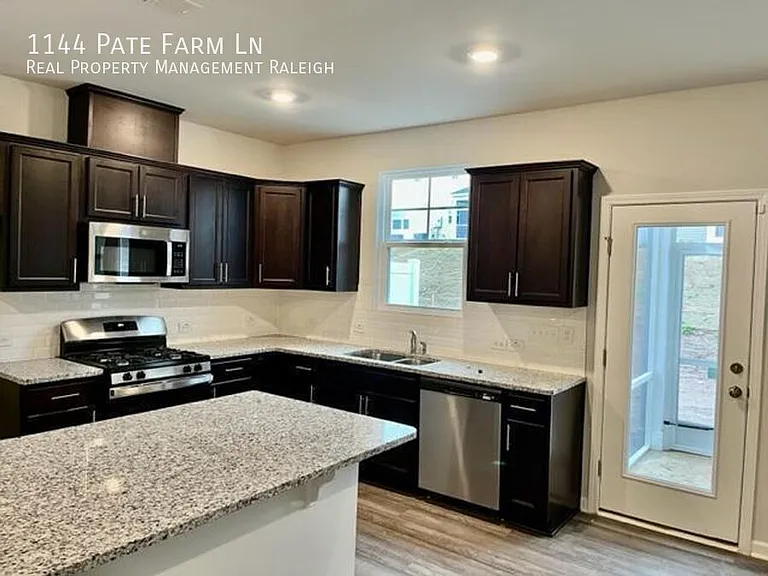 1144 Pate Farm Ln — Photo 2
