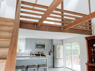 111 Heather Hill Rd, Dingmans Ferry, PA 18328