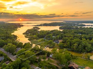 4571 Noyac Rd, Sag Harbor, NY 11963