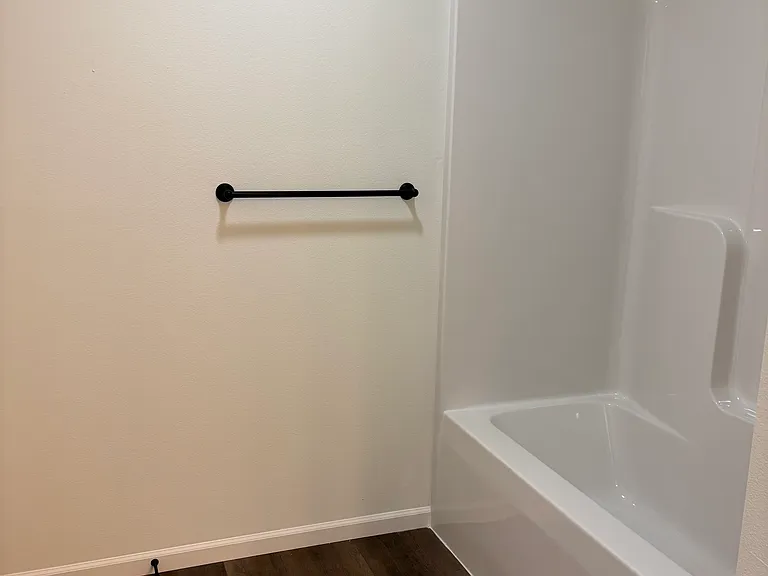 140 Sunset Cv — Photo 15