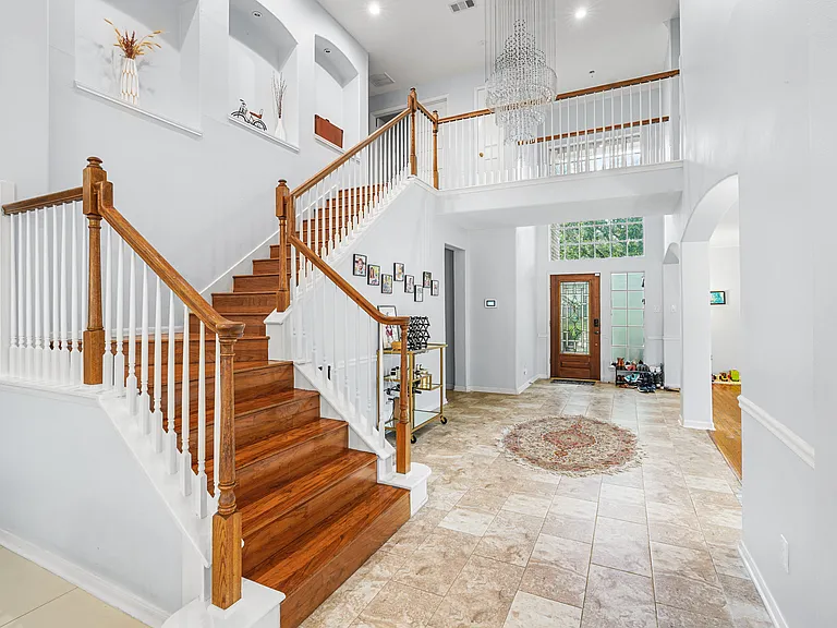 23707 Hackberry Dr — Photo 2