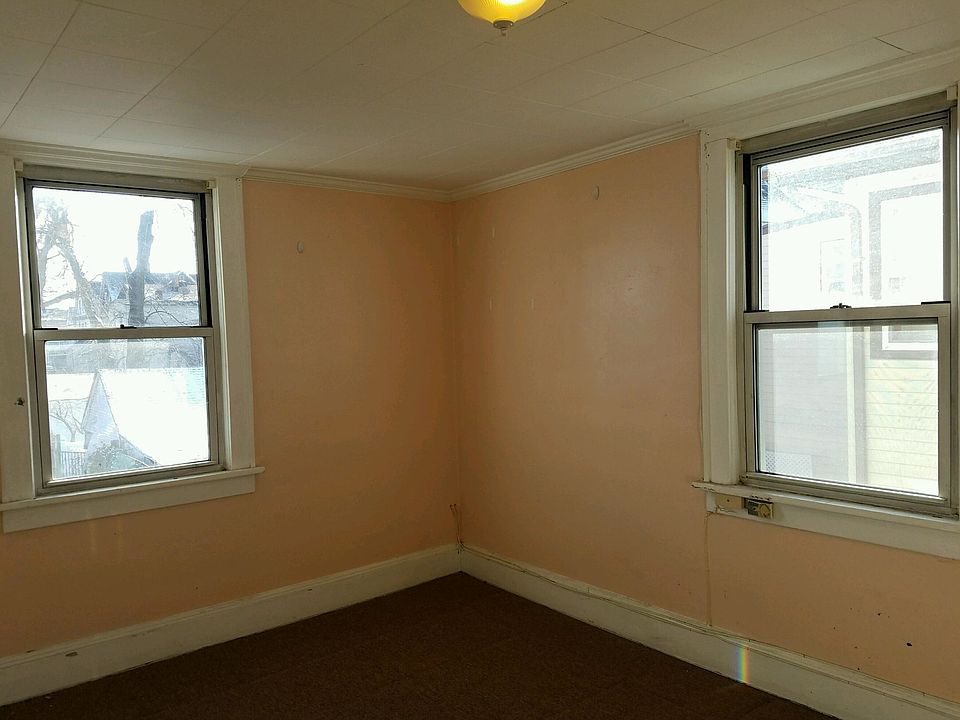 2nd image of 21438 36th Ave #Upstairs