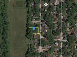 118 Oak Ln, Lake Villa, IL 60046