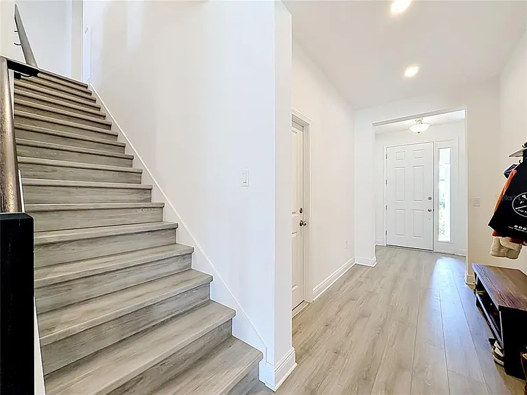 4485 Davos Dr — Photo 9