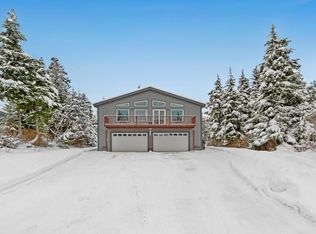 10622 Horizon Dr, Juneau, AK 99801