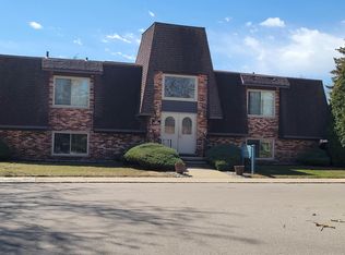 419 Riviera Dr #119, Saint Clair Shores, MI