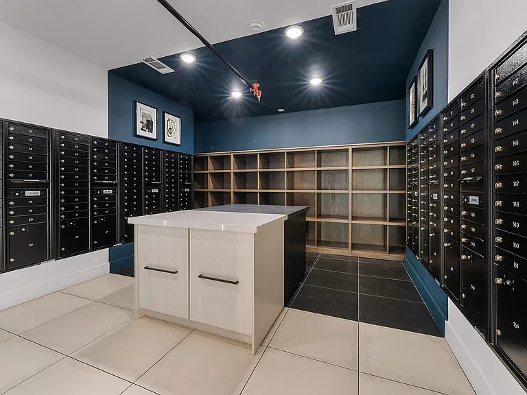 mail and package room