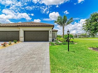 15946 Clear Skies Pl, Bradenton, FL 34211