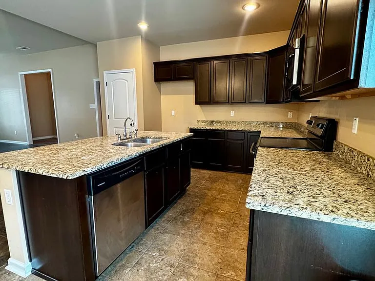 8624 Abertay Ave — Photo 6