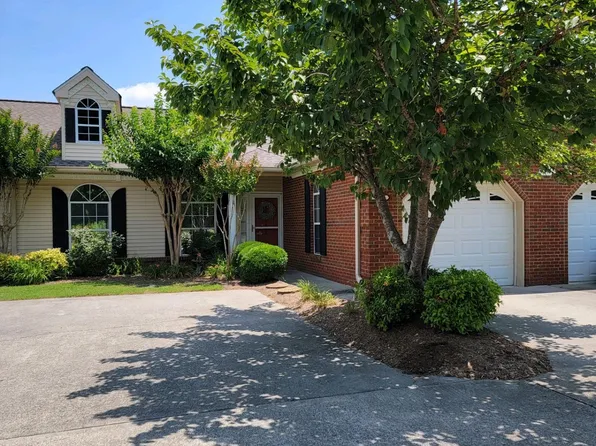 609 Black Oak Dr Unit 122, Dalton, GA 30721