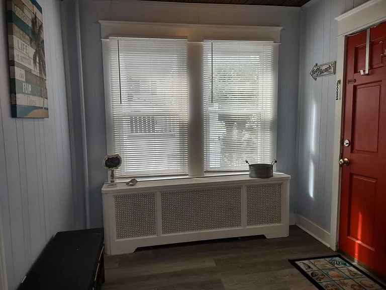 19 N Douglas Ave — Photo 21