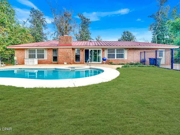 9207 Lake Forest Dr, Youngstown, FL 32466