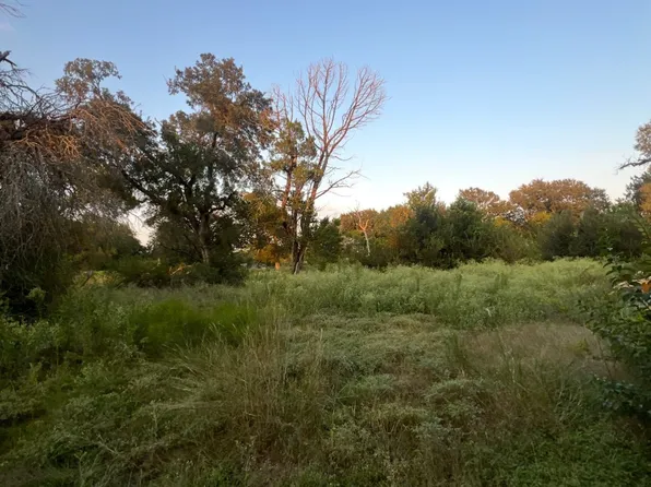 Linda Ln, Waco, TX 76705