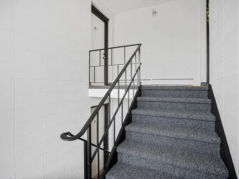 The Belmore — Photo 23