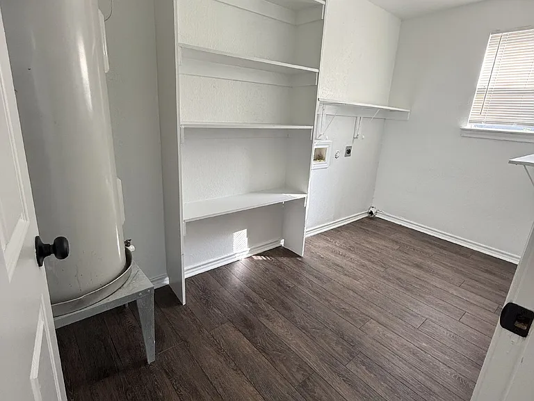 5803 Tremont St #C — Photo 7