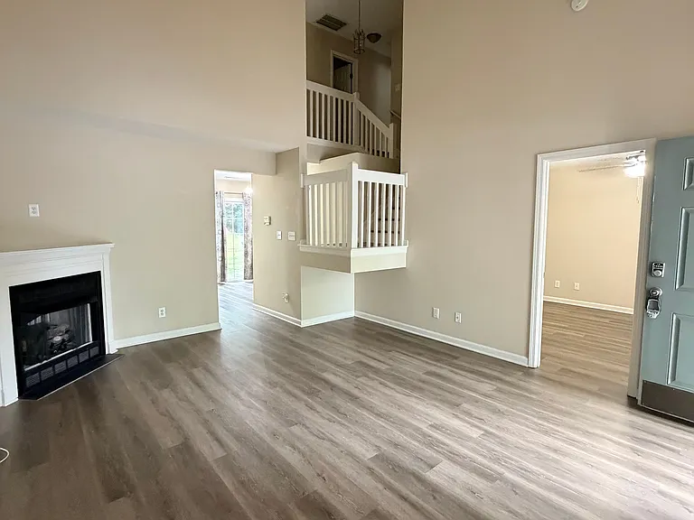 210 Bridford Downs Dr — Photo 3