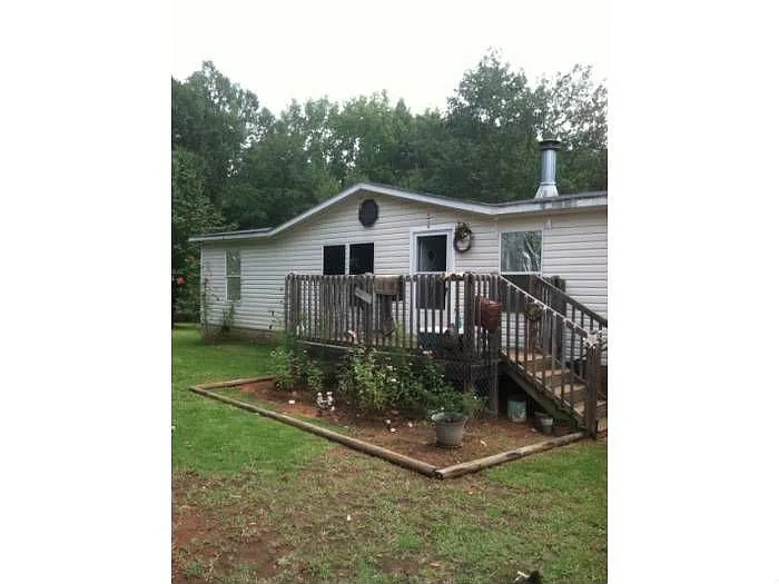 231 Stonewall Ln photo 1