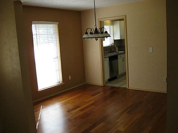 4th image of 419 Quintana Dr