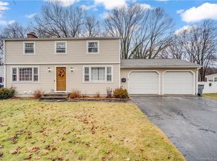 18 Ridge Rd, Enfield, CT 06082