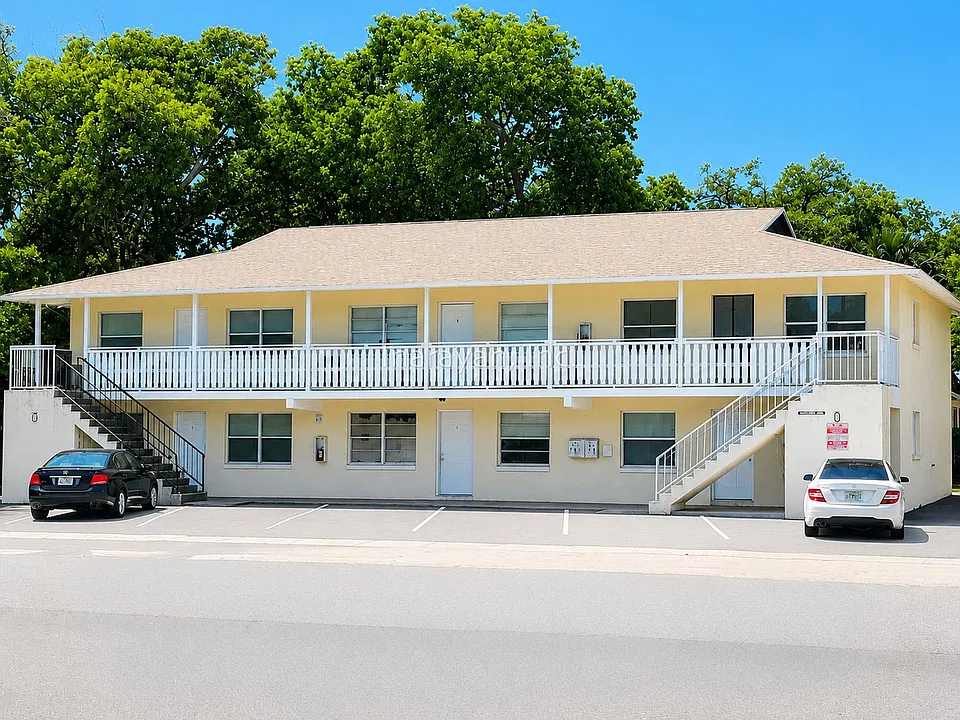 124 Kingston Ave