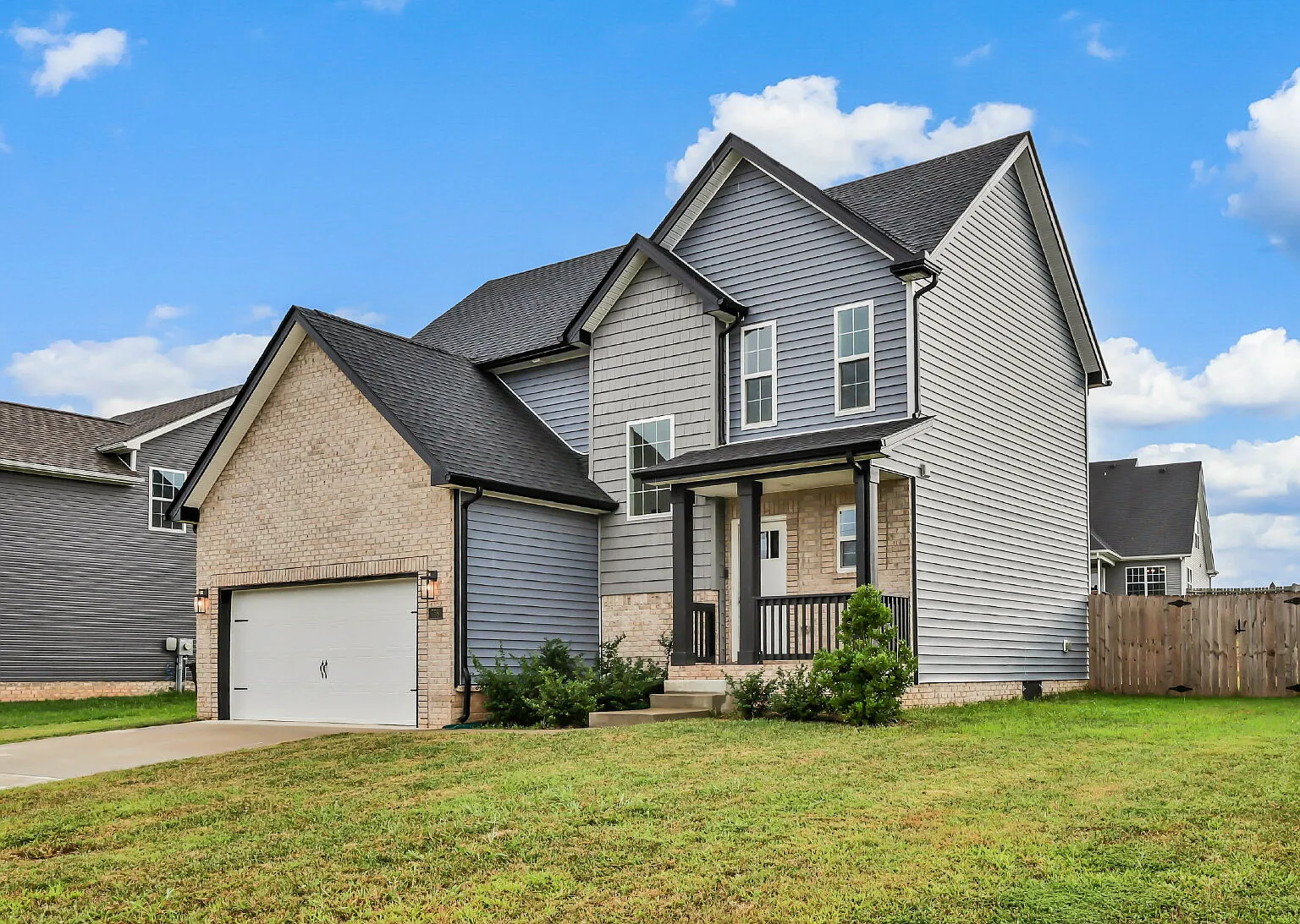3 bed, 2.5 bath, 1409 sqft, $1,950 — Photo 1