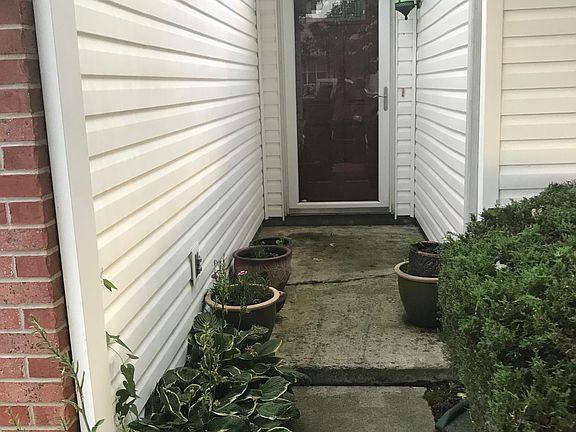 2nd image of 1543 Sanner Dr