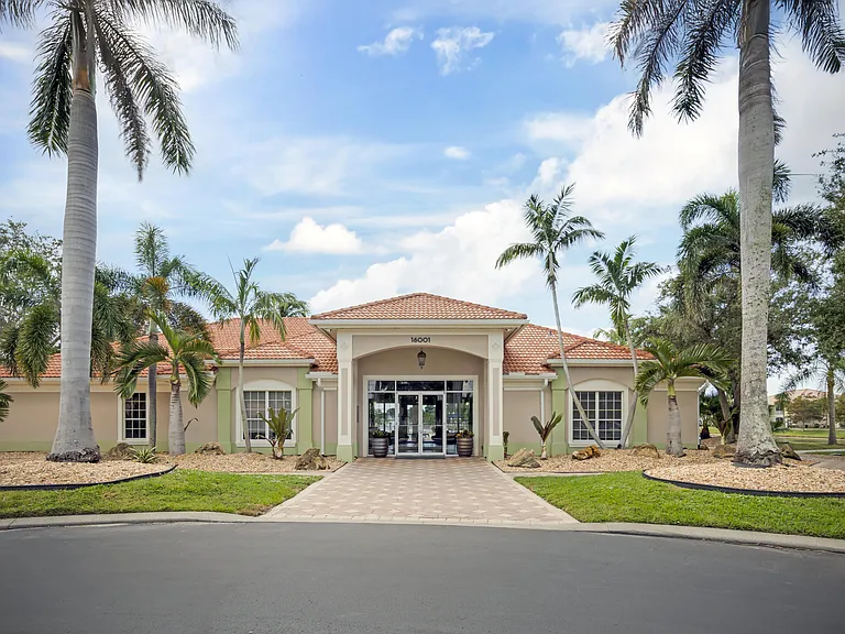Leasing Office and Clubhouse