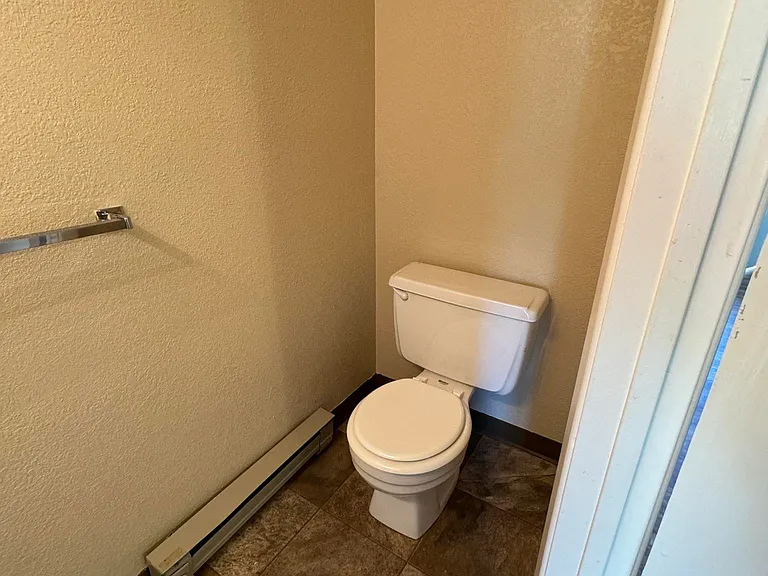 405 Roxy Ln #1 — Photo 7