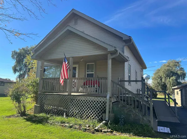 6305 S 3rd St, Wells, MI 49894