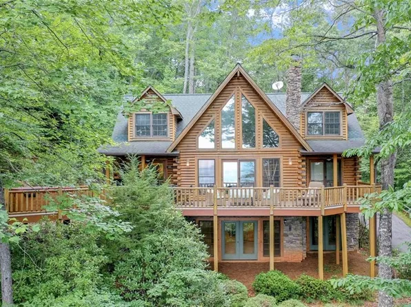 692 Silverado Ln, Clayton, GA 30525