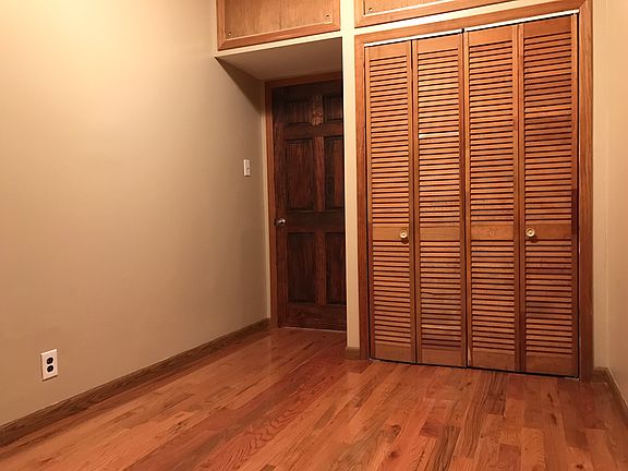 5th image of 7412 62nd St #1R