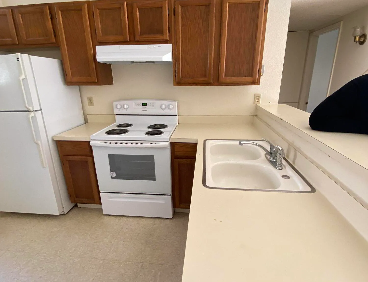 2 bed, 1.0 bath, 1350 sqft, $1,250 — Photo 4