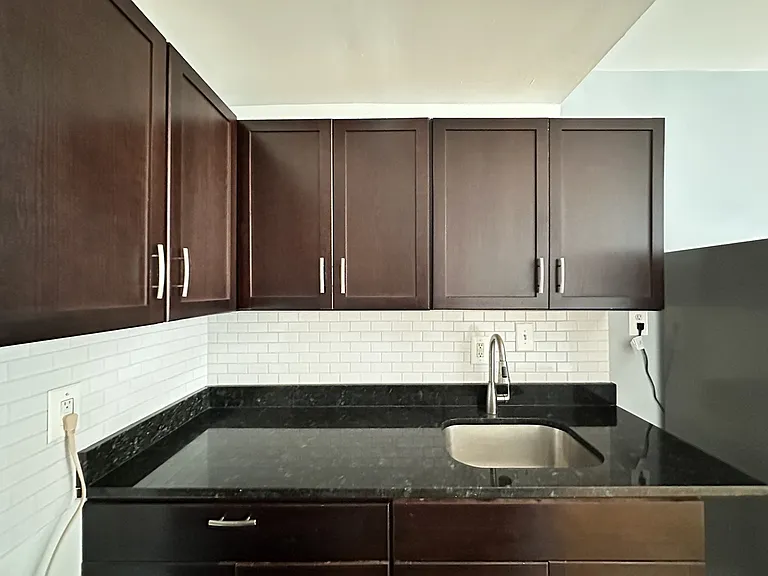 5670 N Ridge Ave #S2 — Photo 5