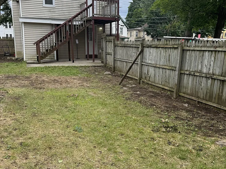 88 Clinton Ave — Photo 10