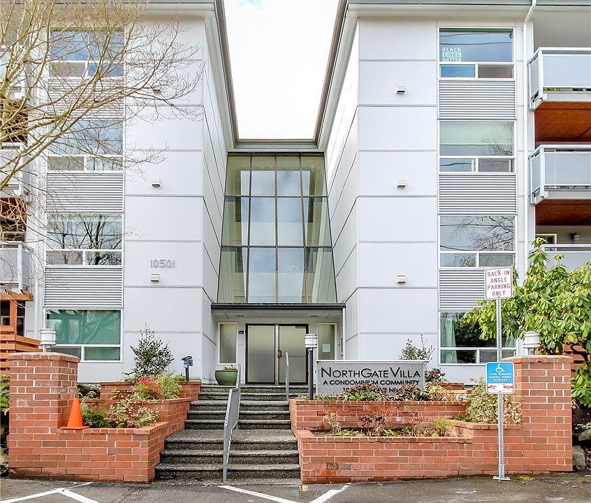 1st image of 10501 8th Ave NE APT 309