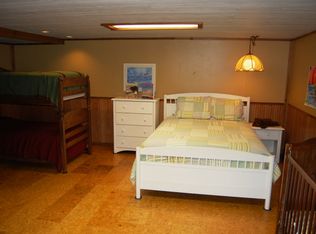 475 N Nanagosa Trl, Suttons Bay, MI 49682