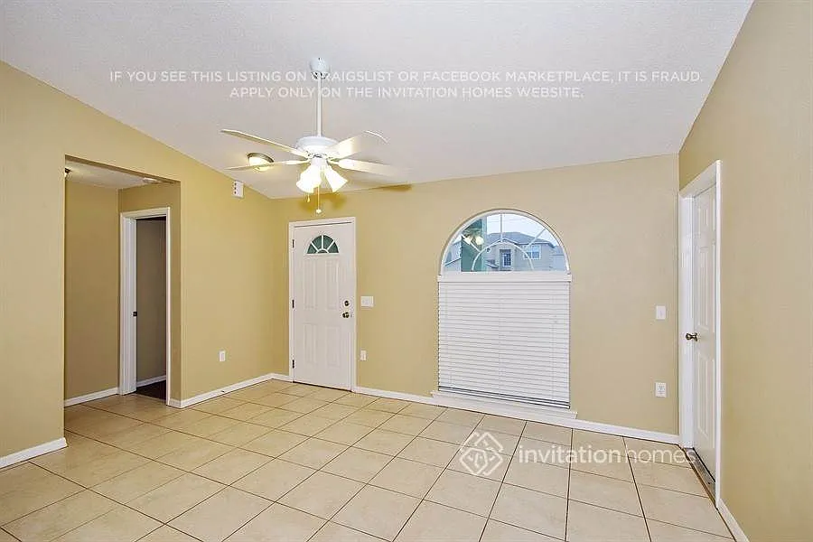 711 Hawk Ln Kissimmee, FL 34759 — Photo 2