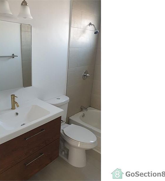 2nd image of 4330 43rd St