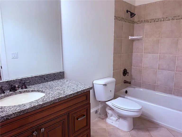 2617 Canterbury Trl NE — Photo 24
